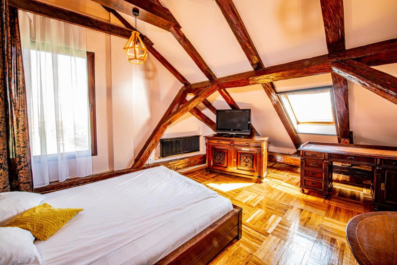 Hotel Poesis Satu Mare Ngoại thất bức ảnh