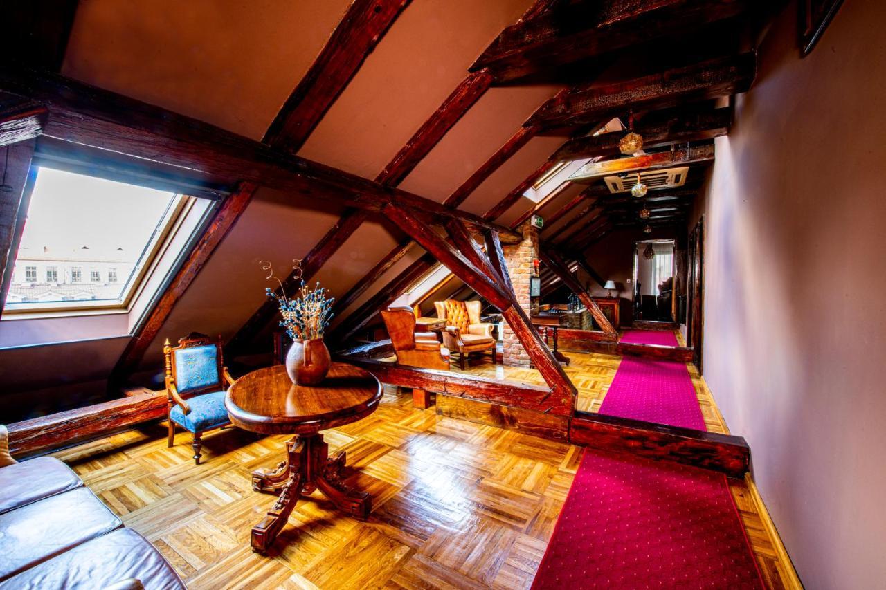 Hotel Poesis Satu Mare Ngoại thất bức ảnh