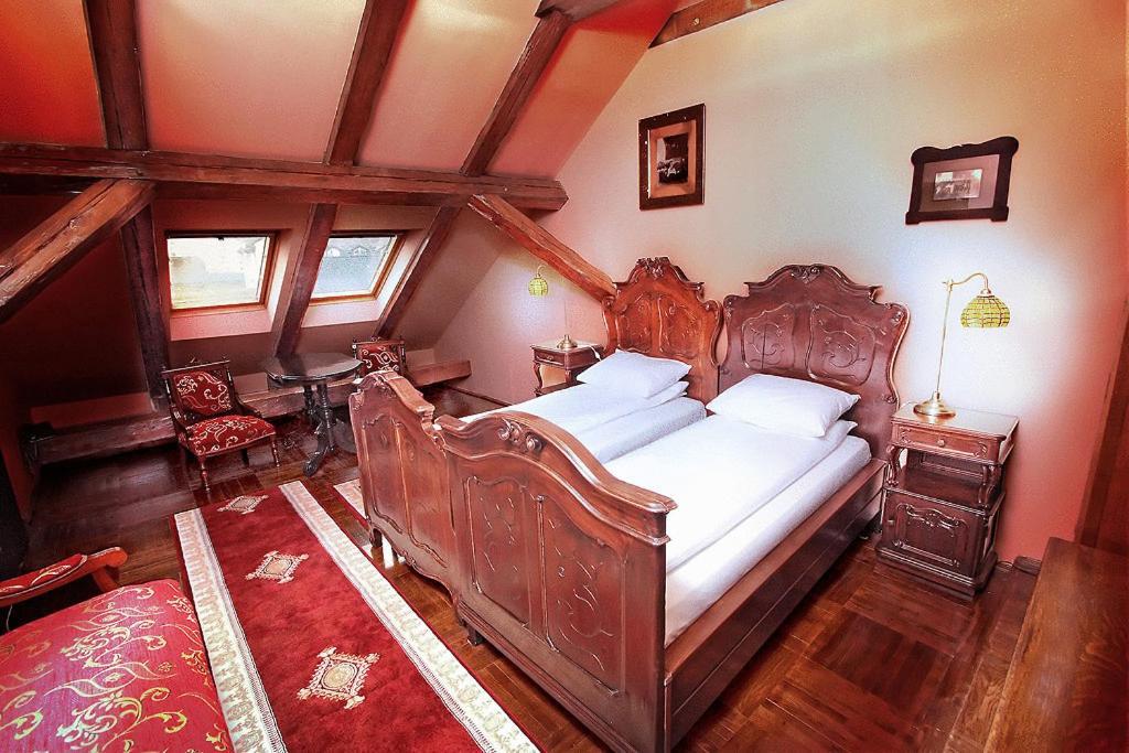 Hotel Poesis Satu Mare Ngoại thất bức ảnh